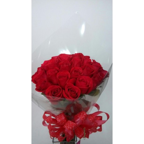 Ramalhete com 50 rosas vermelhas